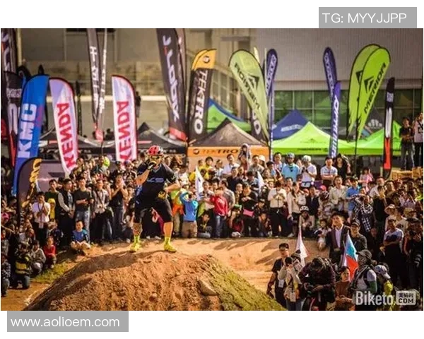 广州极限运动队与成都极限运动队赛后复盘探讨灵活性表现与战术调整 广州极限运动队与成都极限运动队赛后复盘探讨灵活性表现与战术调整