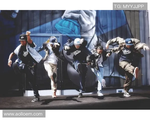 重庆街舞队在全国街舞意识排行榜中荣登第七名引发热议 重庆街舞队在全国街舞意识排行榜中荣登第七名引发热议